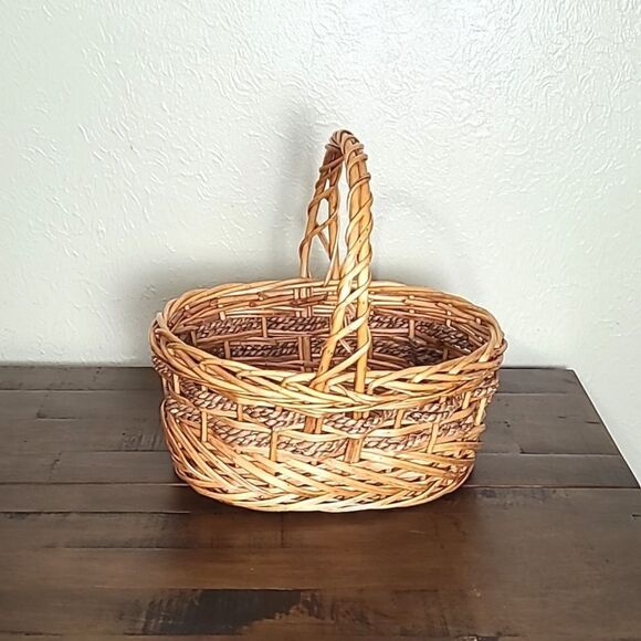 Boho Wicker Basket with Rope Detail - Picture 1 of 8